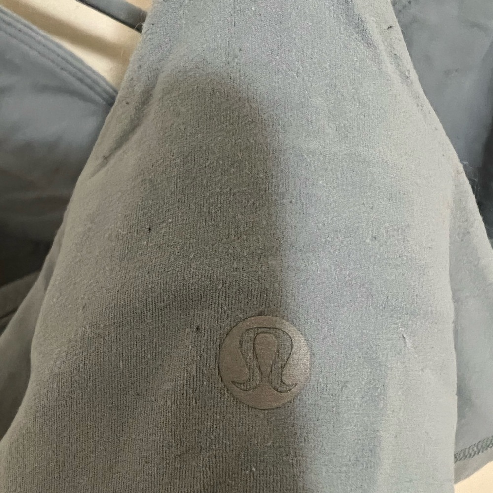 Lululemon bra - Picture 3 of 4